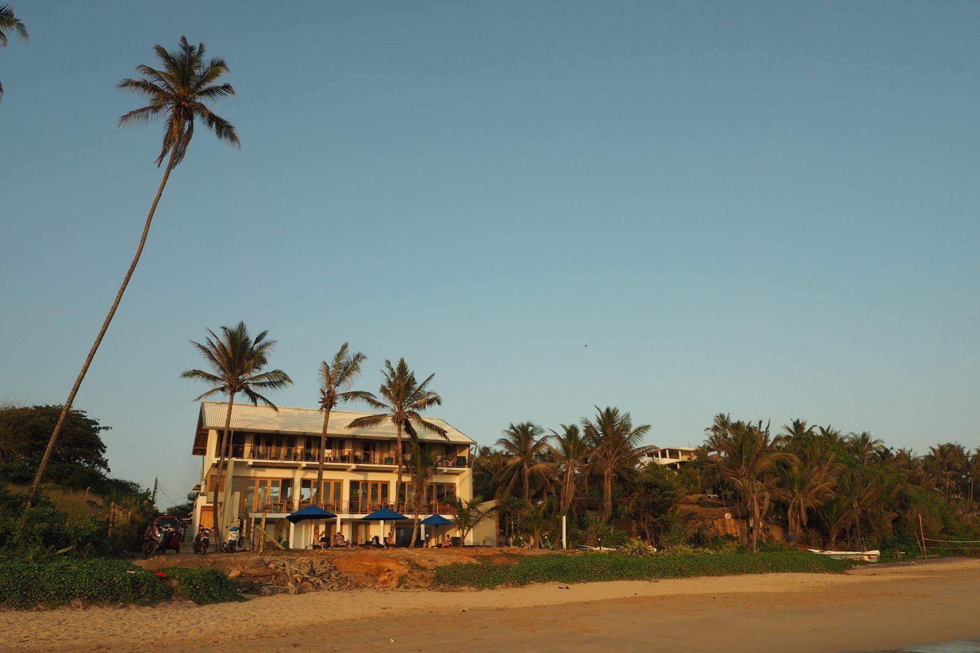 The Seascape Hotel Matara Bagian luar foto